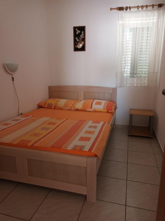 Volat Apartments Betina  Esterno foto
